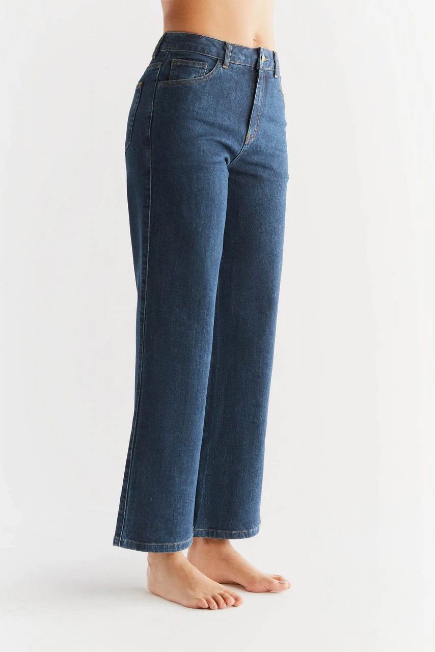 Wide Leg Jeans Aus Bio-Baumwolle - Lapis Blue 2 Wide Leg Jeans Aus Bio-Baumwolle - Lapis Blue – Bild 2