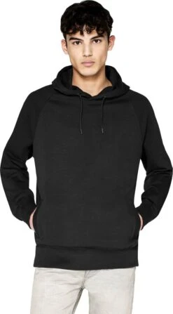 Schwerer Raglan Hoodie Aus Bio-Baumwolle - Black 8 Schwerer Raglan Hoodie Aus Bio-Baumwolle - Black -MELA Geschaft EP61P BL Earth Positive Unisex Pulli Kapuze Kordelzug Model Organic Cotton Fair Fashion 1280x1280