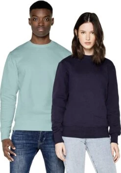 Unisex Sweatshirt Aus Biobaumwolle - Slate Green 6 Unisex Sweatshirt Aus Biobaumwolle - Slate Green -MELA Geschaft EP62 Classic Unisex Sweatshirt nachhaltig umweltschonend model 1280x1280
