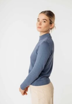 Mela Fairtrade Feinstrick-Pullover Sada Aus Bio-Baumwolle - Blue Stone -MELA Geschaft Fairtrade Feinstrick Stehkragen Pulli 112 300 bst 1280x1280