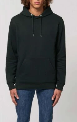 Unisex Hoodie Aus Bio-Baumwolle - Black 11 Unisex Hoodie Aus Bio-Baumwolle - Black -MELA Geschaft Kapuzen Hoodie schwarz Herren schwerer Stoff aufgeraute Innenseite Biobaumwolle 1280x1280