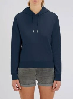 Raglan-Hoodie Aus Bio-Baumwolle - French Navy 8 Raglan-Hoodie Aus Bio-Baumwolle - French Navy -MELA Geschaft Kapuzenpullover frauen dunkelblau oekologisch faire Herstellung 1280x1280