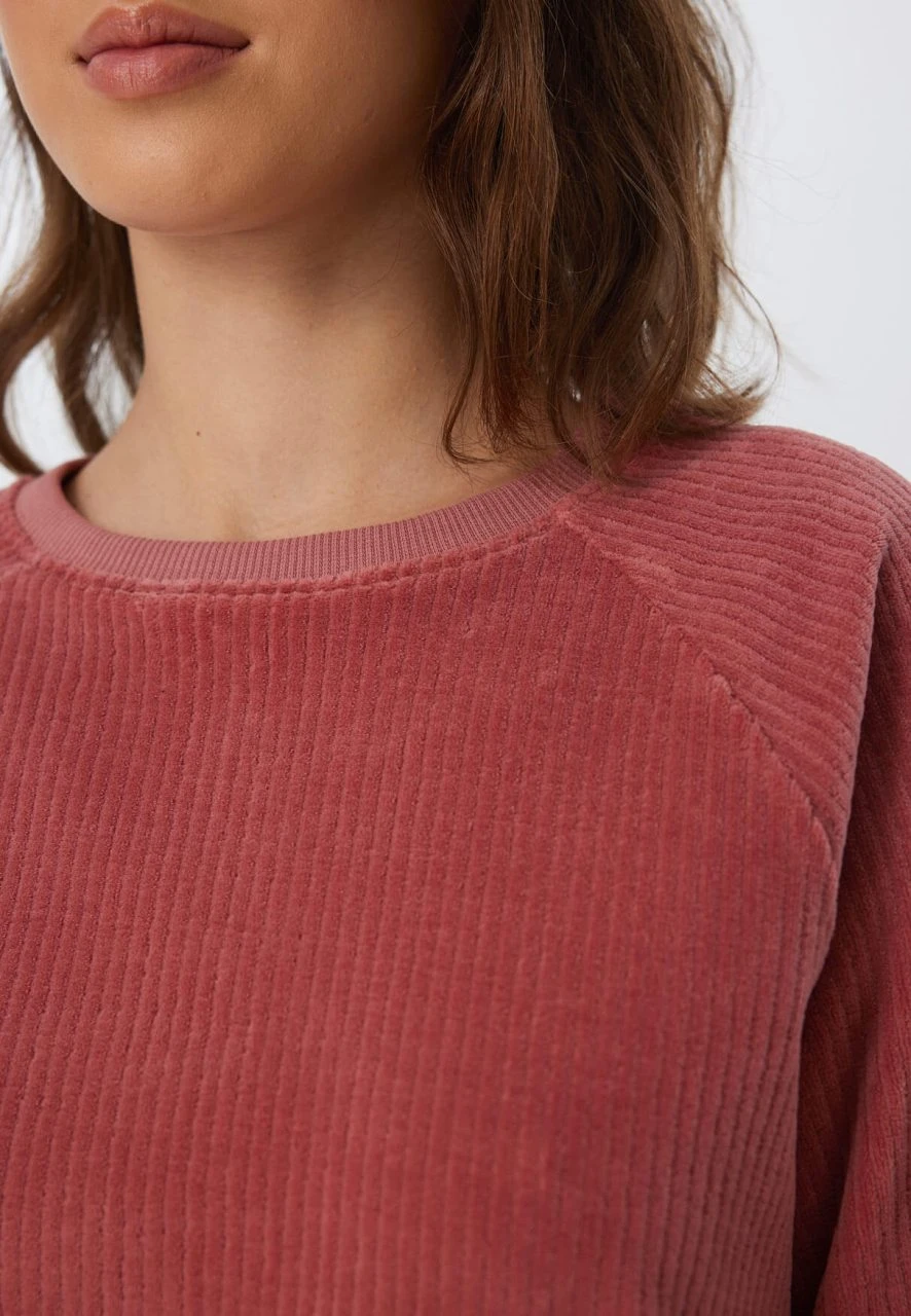 Nicki Cord Damen Sweatshirt Aus Bio-Baumwolle - Dunkel Mauve 5 Nicki Cord Damen Sweatshirt Aus Bio-Baumwolle - Dunkel Mauve – Bild 5