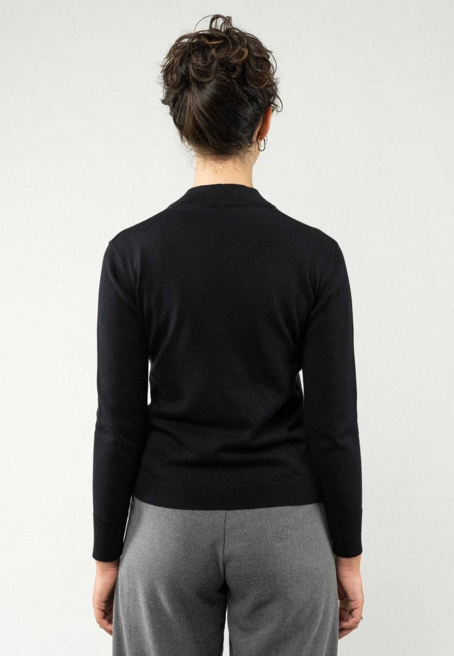 Mela Fairtrade Feinstrick-Pullover Sada Aus Bio-Baumwolle - Schwarz 4 Mela Fairtrade Feinstrick-Pullover Sada Aus Bio-Baumwolle - Schwarz – Bild 4