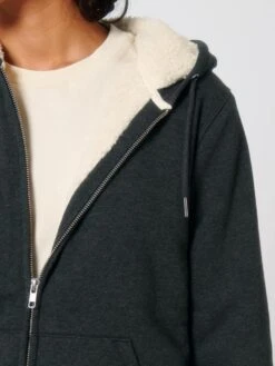 Gefütterte Unisex Kapuzenjacke Aus Bio-Baumwolle - Dark Heather Grey 14 Gefütterte Unisex Kapuzenjacke Aus Bio-Baumwolle - Dark Heather Grey -MELA Geschaft Reissverschluss Sherpa Futter vegan U956 651 1280x1280