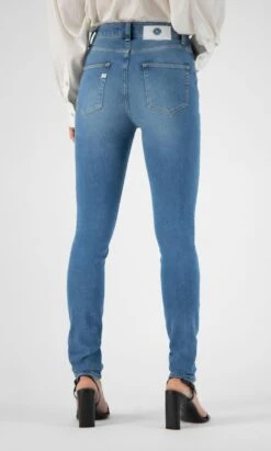Skinny Fit Jeans Hazen - Pure Blue 8 Skinny Fit Jeans Hazen - Pure Blue -MELA Geschaft Skinny Hazen Pure Blue Damen Jeans 5 Pocket Ecocert Bio Baumwolle back 1280x1280