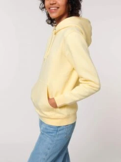 Unisex Hoodie Aus Bio-Baumwolle - Butter 18 Unisex Hoodie Aus Bio-Baumwolle - Butter -MELA Geschaft U822 078 08 veganer Hoodie aus umweltfreundlicher und fairer Produktion 1280x1280