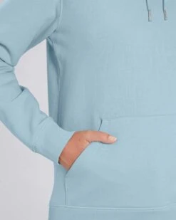 Unisex Hoodie Aus Bio-Baumwolle - Sky Blue 17 Unisex Hoodie Aus Bio-Baumwolle - Sky Blue -MELA Geschaft U822 232 Hoodie mit Kaengurutasche schadstoffarme Herstellung fm detail2 1280x1280