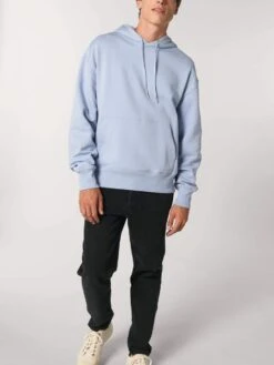 Oversized Unisex Hoodie Aus Bio-Baumwolle - Serene Blue 16 Oversized Unisex Hoodie Aus Bio-Baumwolle - Serene Blue -MELA Geschaft U856 057 veganer Hoodie aus Bio Baumwolle mit rec Polyester oekofair hellblau 1280x1280