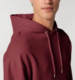 Oversized Unisex Hoodie Aus Bio-Baumwolle - Burgundy 12 Oversized Unisex Hoodie Aus Bio-Baumwolle - Burgundy -MELA Geschaft U856 244 burgundy Unisex Kapuzensweat Detail Kordelzug ueberschnittene Schulter weinrot fair Bio Baumwolle 1280x1280