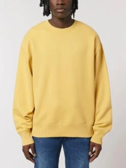 Oversized Unisex Sweatshirt Aus Bio-Baumwolle - Jojoba 12 Oversized Unisex Sweatshirt Aus Bio-Baumwolle - Jojoba -MELA Geschaft U857 067 gelbes Unisex Sweatshirt aus Bio Baumwolle nachhaltig oversized Style mit aufgerauter Innenseite 1280x1280