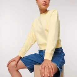 Cropped Sweatshirt Aus Bio-Baumwolle - Butter -MELA Geschaft W873 078 4 oekofairer sweater faire herstellung versandkostenfrei fm front 1280x1280