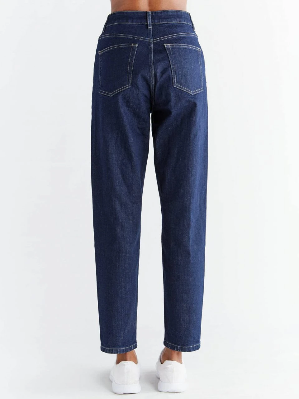 Mom Fit Jeans Aus Bio-Baumwolle - Dark Slate Blue 4 Mom Fit Jeans Aus Bio-Baumwolle - Dark Slate Blue – Bild 4