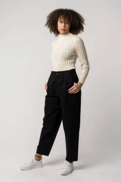 Mela Fairtrade Strickpullover Amba Aus Bio-Baumwolle - Cream 9 Mela Fairtrade Strickpullover Amba Aus Bio-Baumwolle - Cream -MELA Geschaft auffaellig strukturiert Pullover vegan Amba cream 1280x1280