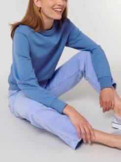 Terry Sweatshirt Aus Bio-Baumwolle - Bright Blue 15 Terry Sweatshirt Aus Bio-Baumwolle - Bright Blue -MELA Geschaft nachhaltiges Sweatshirt Bio Baumwolle U799 053 1280x1280