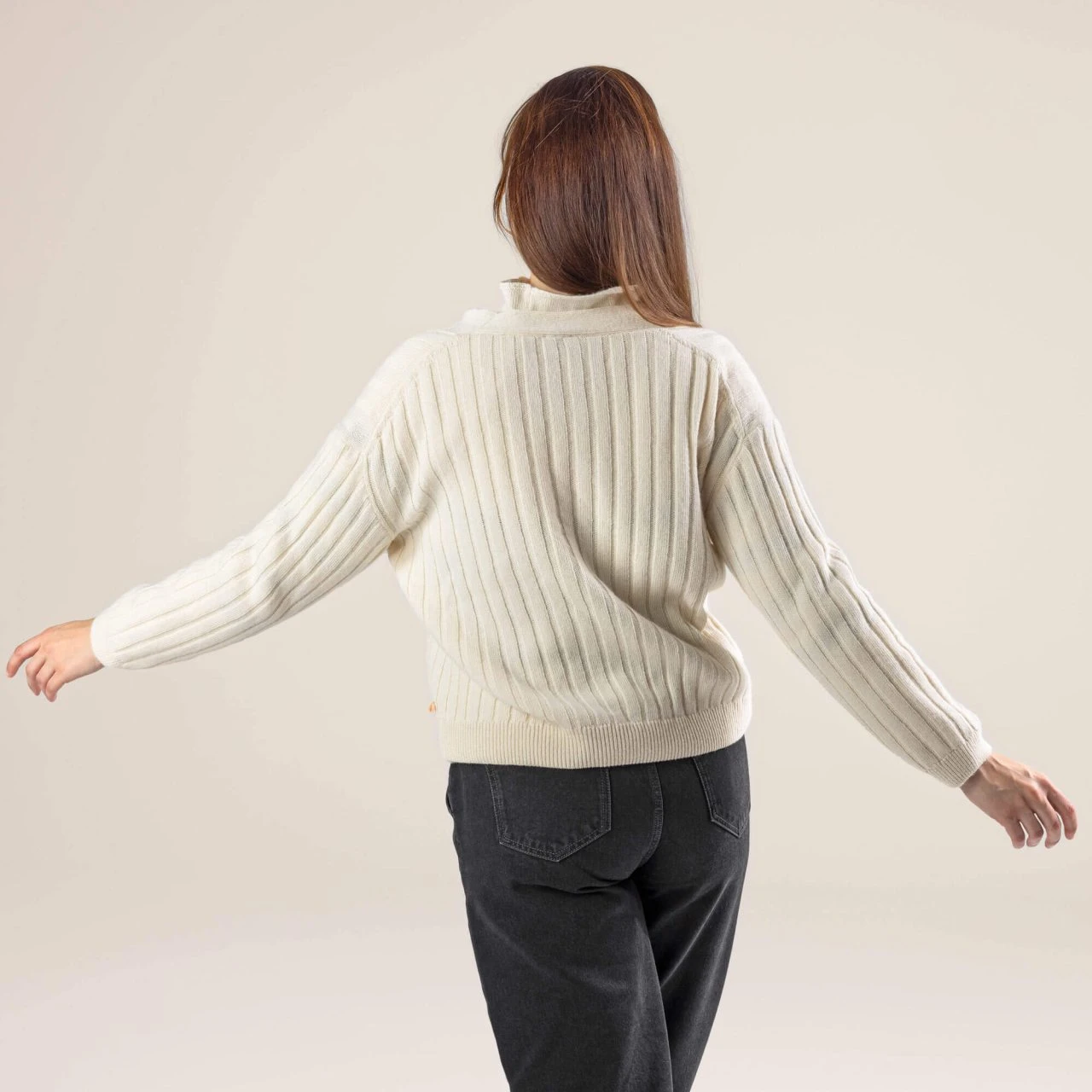 Strickjacke Aus Bio-Baumwolle Und Bio-Wolle - Cream 3 Strickjacke Aus Bio-Baumwolle Und Bio-Wolle - Cream – Bild 3