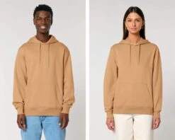 Iconic Hoodie Aus Bio-Baumwolle - Latte 12 Iconic Hoodie Aus Bio-Baumwolle - Latte -MELA Geschaft unisex kapuzenpullover braun latte damen herren fair fashion basic mode online kaufen U177 112 1280x1280