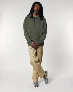 Iconic Hoodie Aus Bio-Baumwolle - Khaki 13 Iconic Hoodie Aus Bio-Baumwolle - Khaki -MELA Geschaft unisex kapuzenpullover khaki herren maenner gots bio baumwolle U177 223 1280x1280