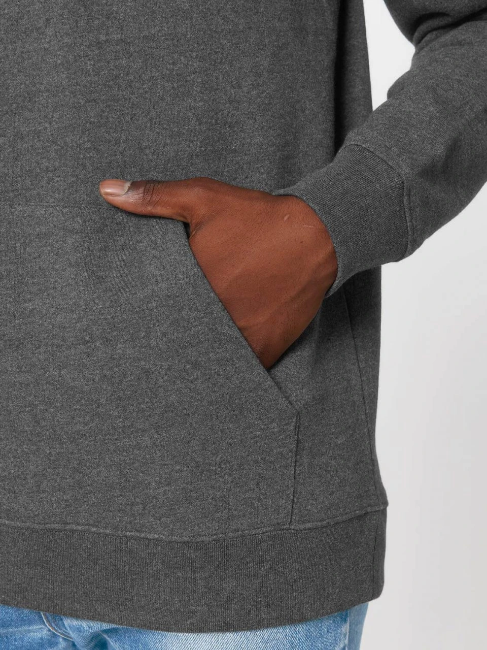 Unisex Hoodie Aus Bio-Baumwolle & Recycelter Baumwolle - Re-black 5 Unisex Hoodie Aus Bio-Baumwolle & Recycelter Baumwolle - Re-black – Bild 5