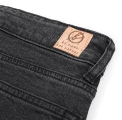 Slim Fit Jeans Aus Bio-Baumwolle - Black Washed -MELA Geschaft vegane slim fit jeans kork patch 890Rt 1280x1280